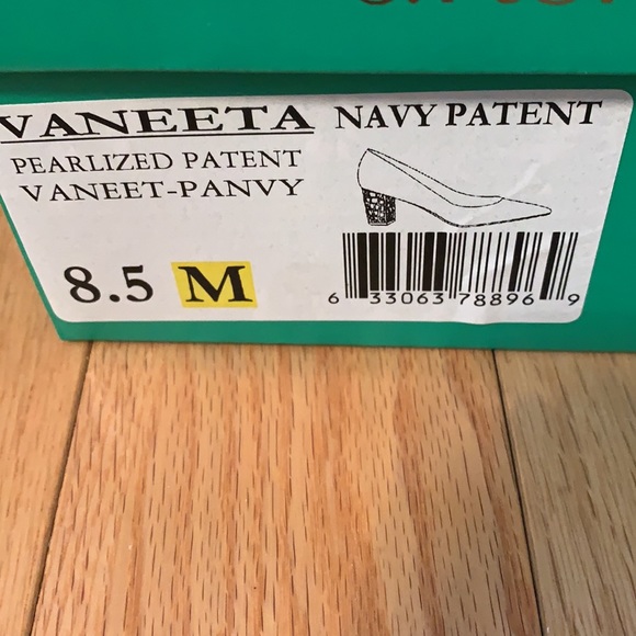 Shoes - Picture 2 of 6